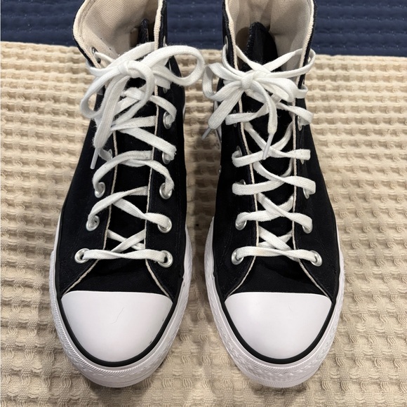 Women’s Chuck Taylor All Star Lift Platform Canvas Black/White/White High-Tops - Picture 8 of 12